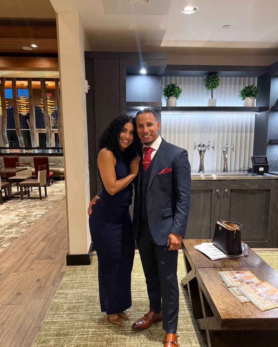 Rossy M. Peralta with a mentor at an Alpha Society event